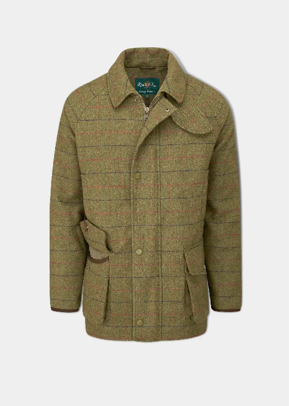 Surrey Waterproof Tweed Coat In Meadow - Shooting Fit